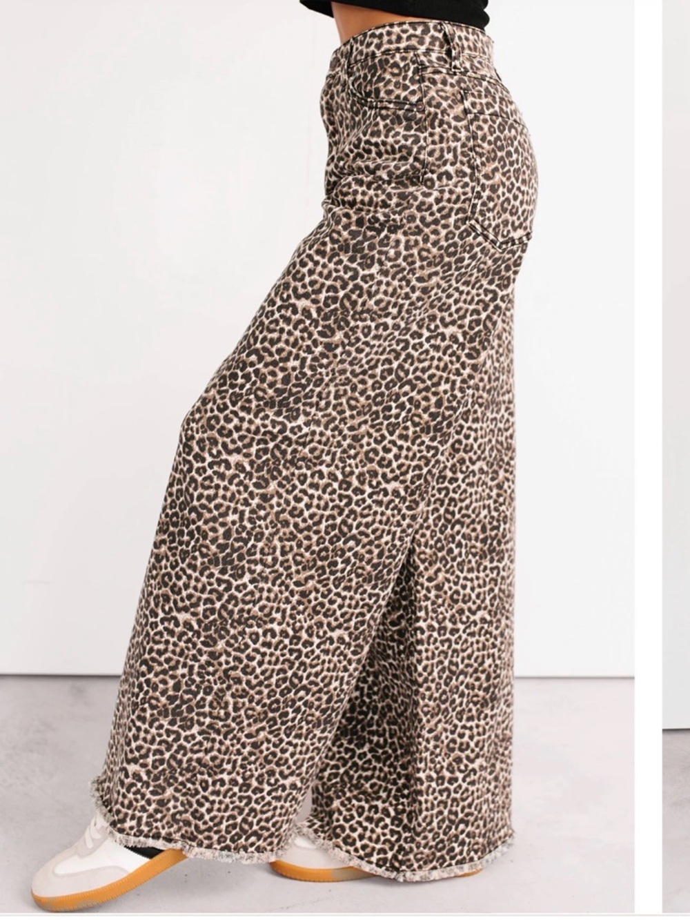 Leopard Print Wide Leg Pants NWT Size Small - Picture 5 of 8